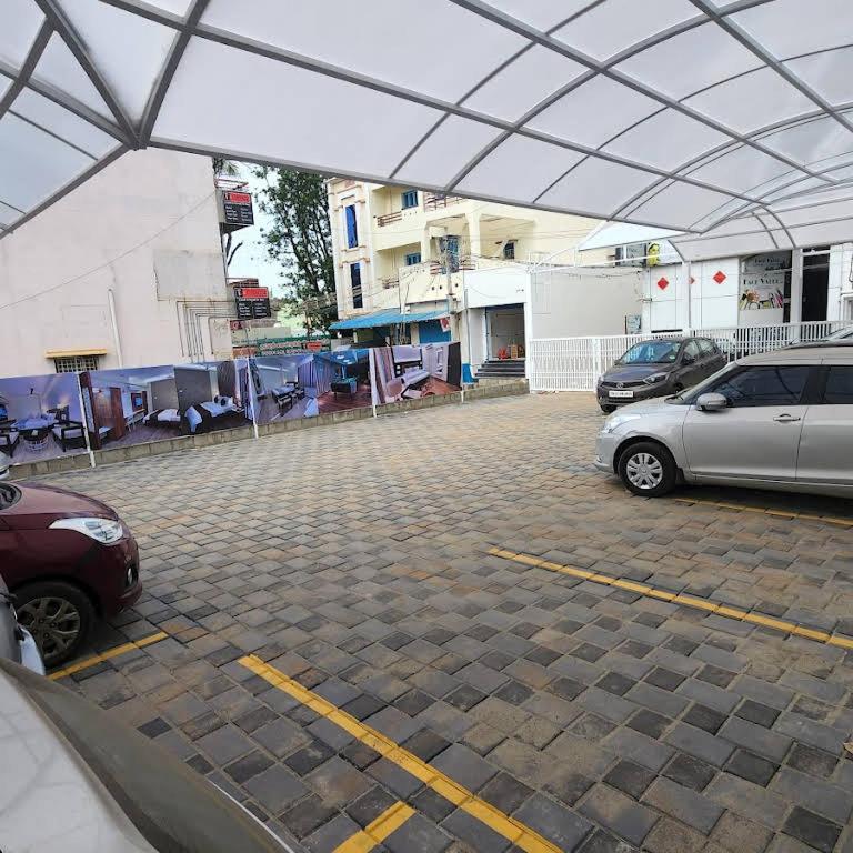 Hotel Sivas Regency Theni Allinagaram Exterior foto